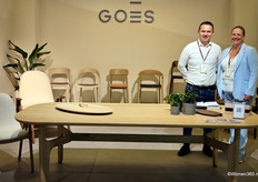 At the GoEs booth, which is an ancient Greek word for magic, ... and agent Jacqueline Smit could be found. In total, four new items were launched, including this table.